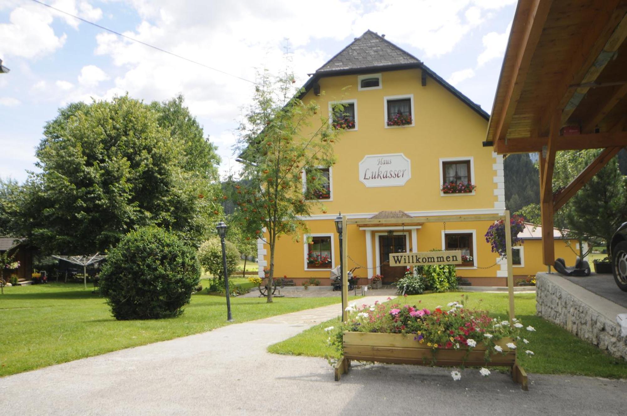 Haus Lukasser เกริบมิง ภายนอก รูปภาพ